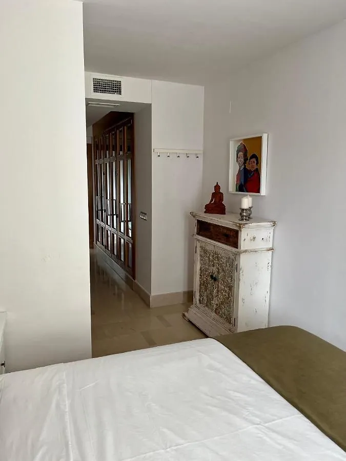 1D Brand New Apartment Downtown Sevilla, Azofaifo Street