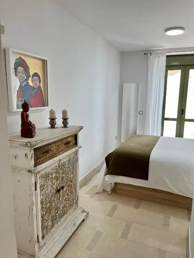 1D Brand New Apartment Downtown Sevilla, Azofaifo Street