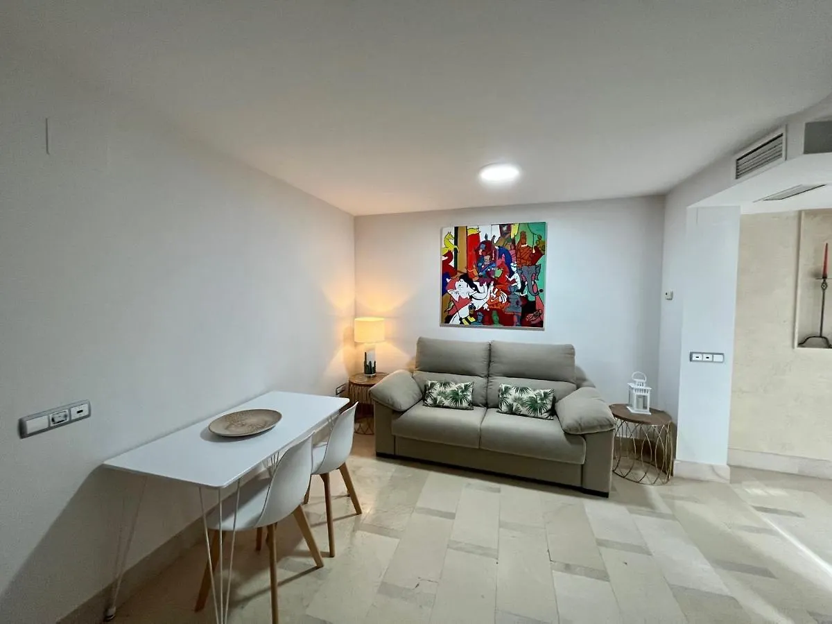 1D Brand New Apartment Downtown Sevilla, Azofaifo Street 0*, סביליה